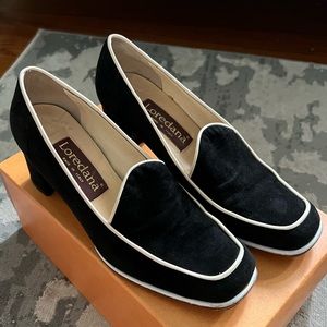 Vintage made in Italy square toed platforms with white piping